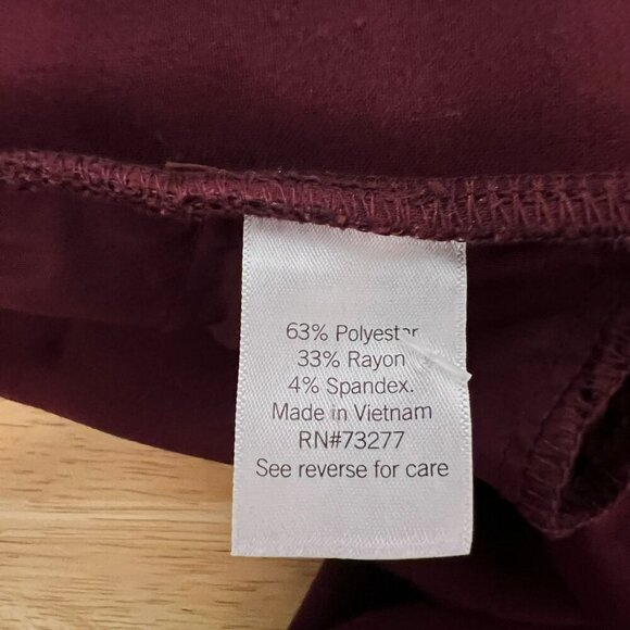 Nine West Women’s Cropped Pants Pull On Maroon Size Large Pockets - Picture 10 of 10